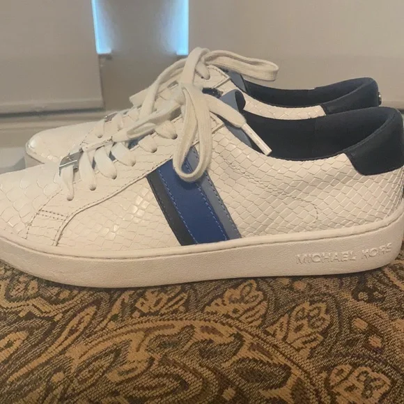 Micheal kors sneakers - Picture 4 of 10